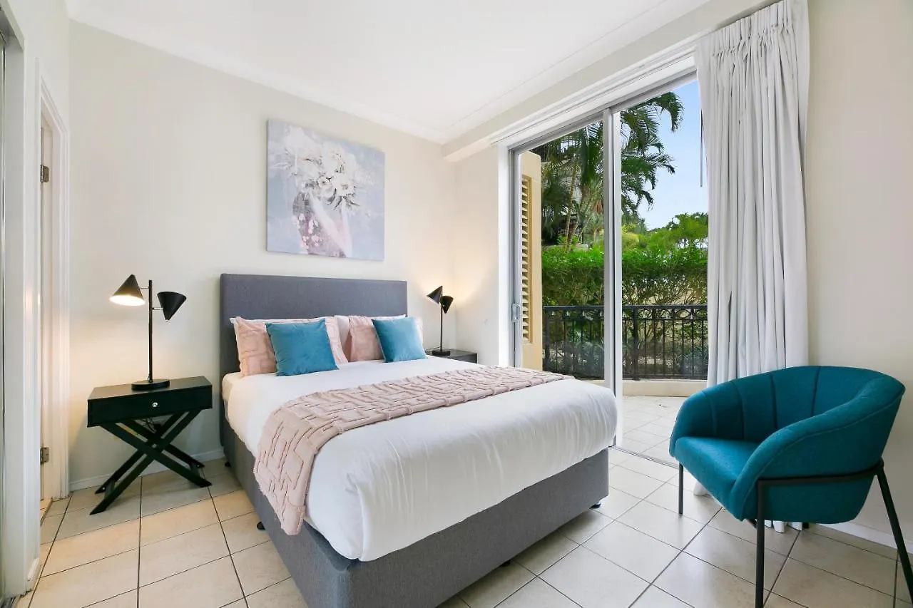 Iconic Chevron Renaissance Private Apartments Gold Coast